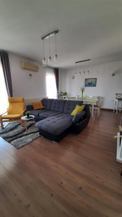Apartman Ana & Marta Senj  Eksteriør billede