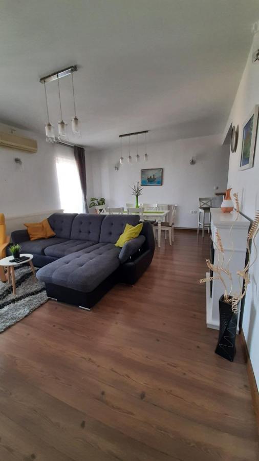 Apartman Ana & Marta Senj  Eksteriør billede