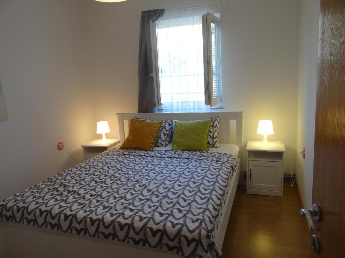 Apartman Ana & Marta Senj  Eksteriør billede