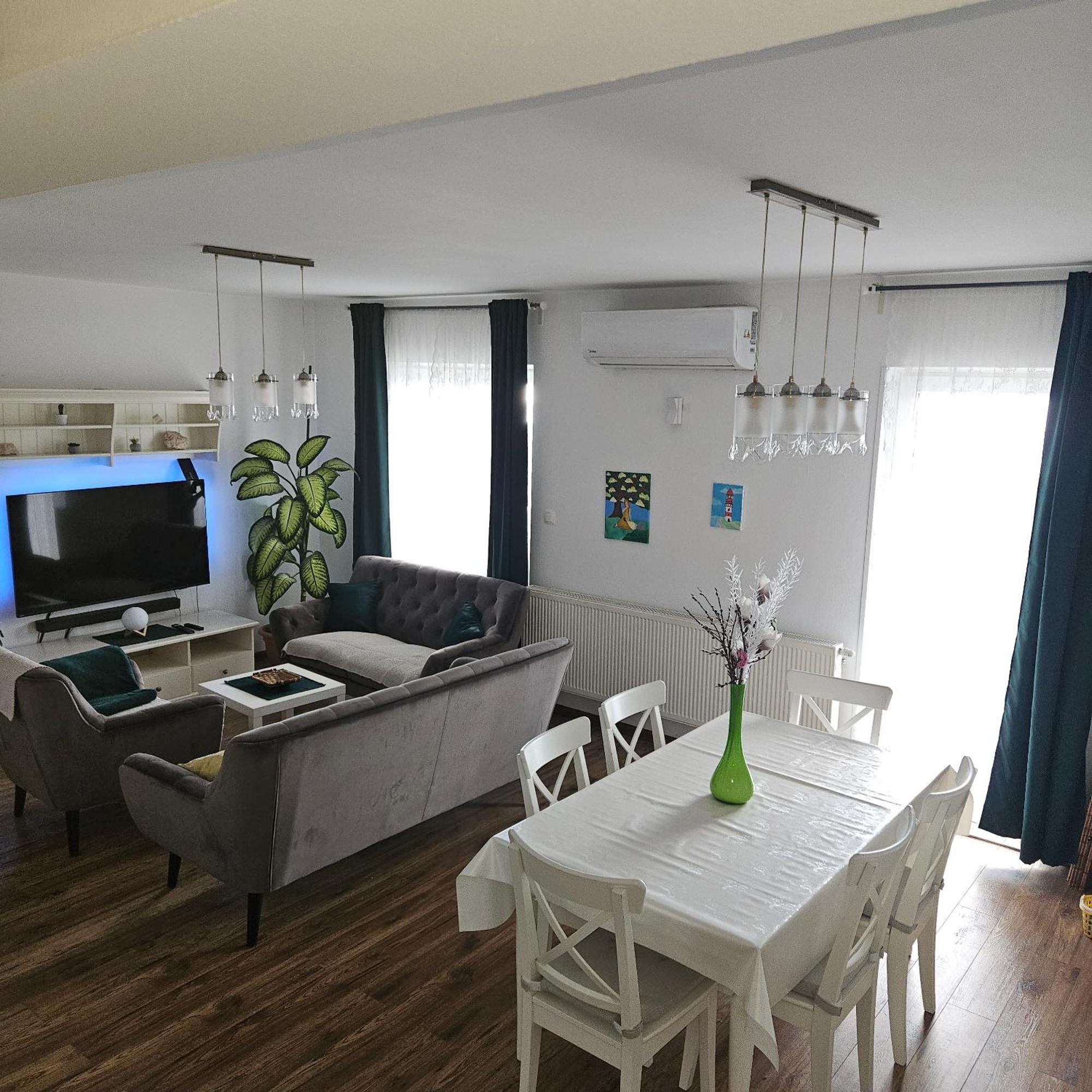 Apartman Ana & Marta Senj  Værelse billede